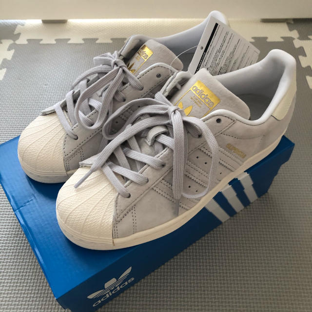 IENA(イエナ)の《おのま様ご専用》【新品】IENA 別注 adidas SUPERSTAR レディースの靴/シューズ(スニーカー)の商品写真