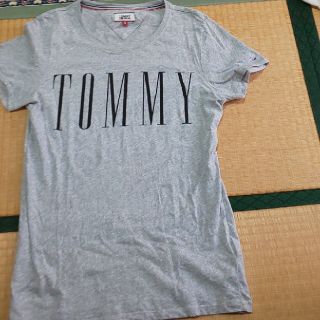 トミー(TOMMY)の★美品★TOMMYのTシャツ(Tシャツ(半袖/袖なし))