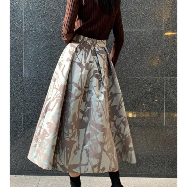 FRAY I.D(フレイアイディー)のLiLi様 新品 FRAY I.D フロッキーフレアスカート サイズ0 レディースのスカート(ロングスカート)の商品写真