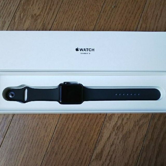 Apple Watch Series 3(GPSモデル)- 42mm-