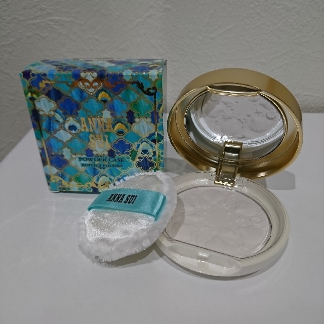 ANNA SUI(アナスイ)のANNA SUI アナスイ ブライトニング フェイス パウダー 新品 未使用品 コスメ/美容のベースメイク/化粧品(フェイスパウダー)の商品写真