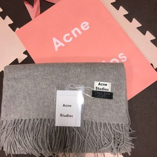 アクネ(ACNE)のアクネ マフラー  ライトグレー 新品 正規品 旧タグ 廃番 レア(マフラー/ショール)