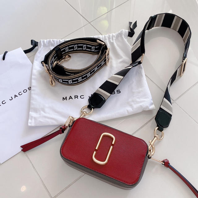 MARC JACOBSスナップショットバッグ