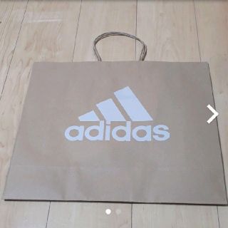 アディダス(adidas)のadidas アディダス 紙袋(ショップ袋)