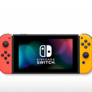 ニンテンドースイッチ(Nintendo Switch)のニンテンドースイッチ本体　新品　ネオンレッド／ネオンオレンジ限定カラー(家庭用ゲーム機本体)