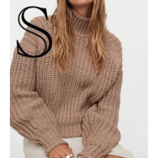 エイチアンドエム(H&M)のH&M リブニットハイネックセーター ベージュ S(ニット/セーター)