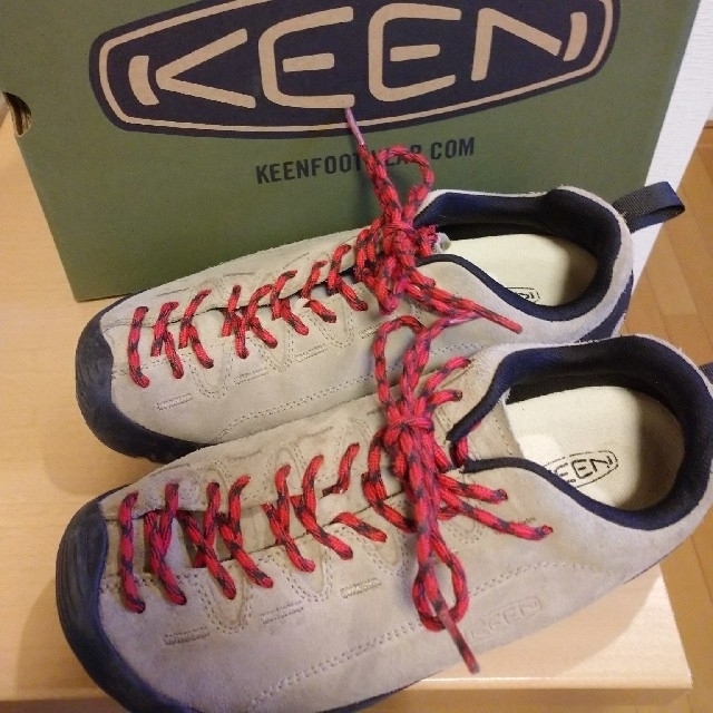 KEEN キーン　JASPER ジャスパー　25センチ　シルバーミンク