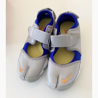 ナイキ(NIKE)のNIKE エアリフト シルバー 23  (スニーカー)