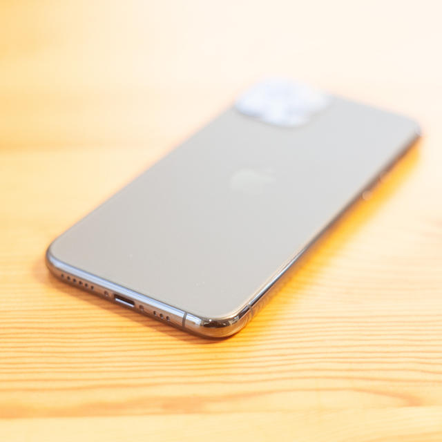 iPhone(アイフォーン)の★美品★iPhone11 pro 本体 simフリー 64GB スマホ/家電/カメラのスマートフォン/携帯電話(スマートフォン本体)の商品写真