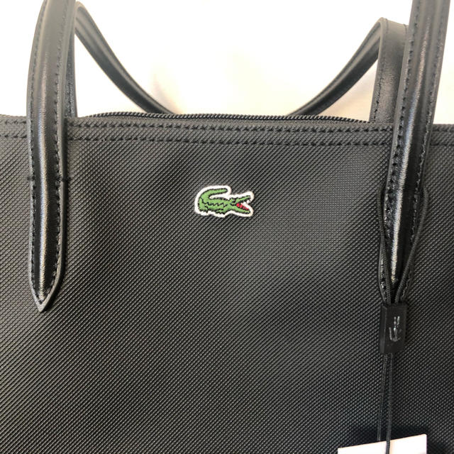 LACOSTE(ラコステ)のラコステ　プチピケ　トートバッグ　ブラック レディースのバッグ(トートバッグ)の商品写真