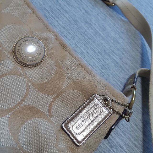 COACH(コーチ)の最終処分！　COACH　ショルダーバッグ レディースのバッグ(ショルダーバッグ)の商品写真