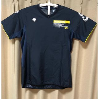 デサント(DESCENTE)のDESCENTE 半袖ピステ Mサイズ(バレーボール)