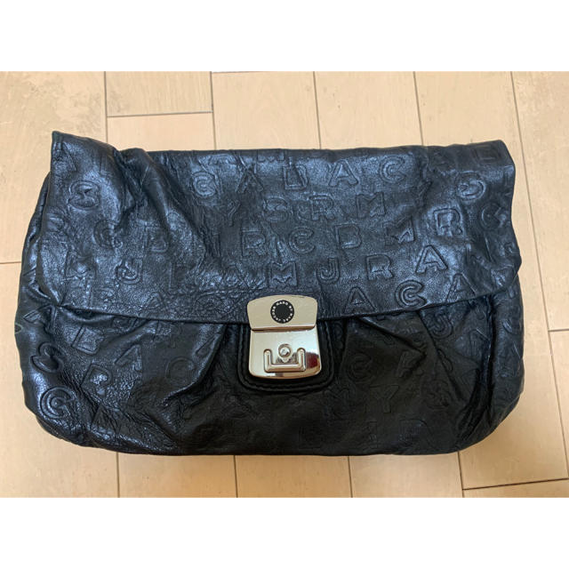 MARC BY MARC JACOBS(マークバイマークジェイコブス)の【プレゼントにも！】MARC BY MARC JACOBS クラッチ 型押し レディースのバッグ(クラッチバッグ)の商品写真