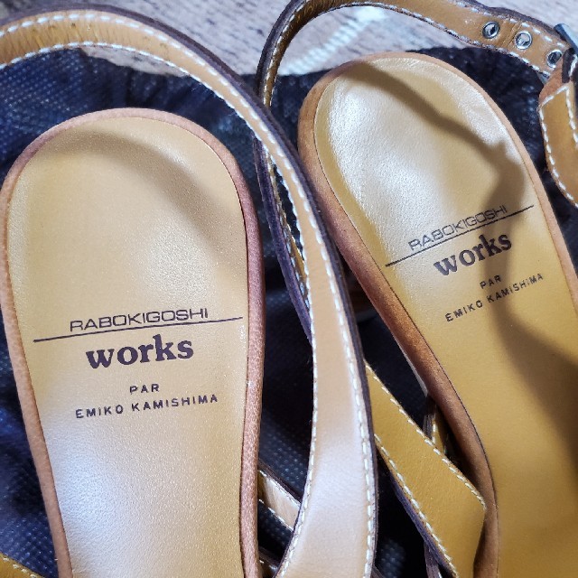 RABOKIGOSHI works(ラボキゴシワークス)のラボキゴシワークス バックスキン サンダル パンプス レディースの靴/シューズ(サンダル)の商品写真