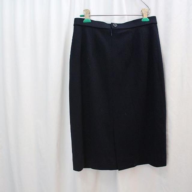 レオナール　美しい形のウールニットスカート　ひざ下　７０－９５サイズ　上品紺色