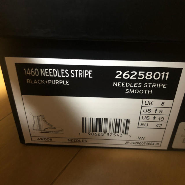 Needles(ニードルス)の27 Needles Dr. Martens  Stripe Boot メンズの靴/シューズ(ブーツ)の商品写真