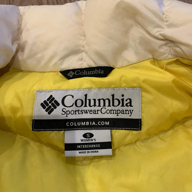 Columbia(コロンビア)のコロンビア　Columbia ダウン　レディース レディースのジャケット/アウター(ダウンジャケット)の商品写真