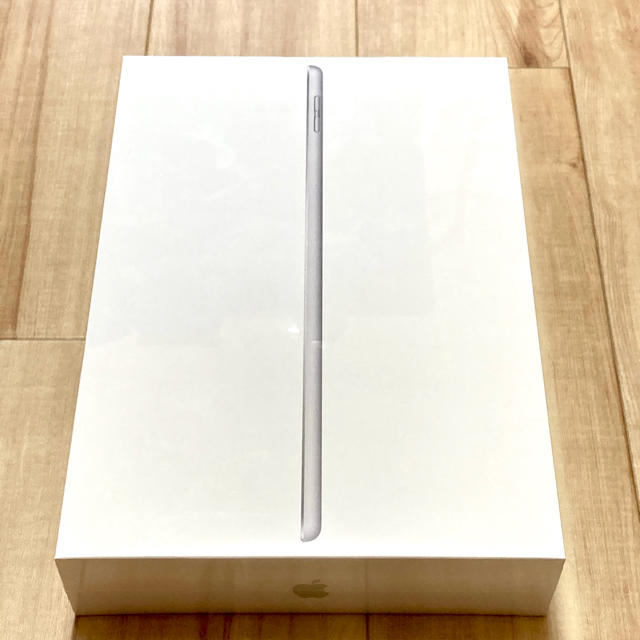 iPad 第８世代　シルバー　128GB　新品未開封