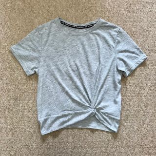 エイチアンドエム(H&M)のH&M SPORTS Tシャツ　XS トレーニング✴︎ヨガ(ヨガ)