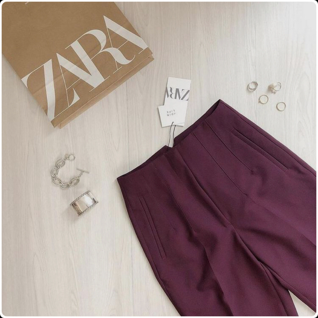 ZARA(ザラ)のZARA ハイウエストパンツ レディースのパンツ(カジュアルパンツ)の商品写真