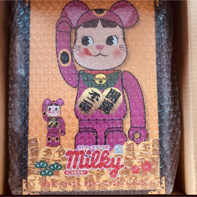 BE@RBRICK 招き猫 ペコちゃん 蛍光ピンク 100% & 400%MEDICOMTOY