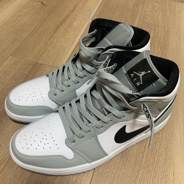 NIKE AIR Jordan 1 MID smoke gray