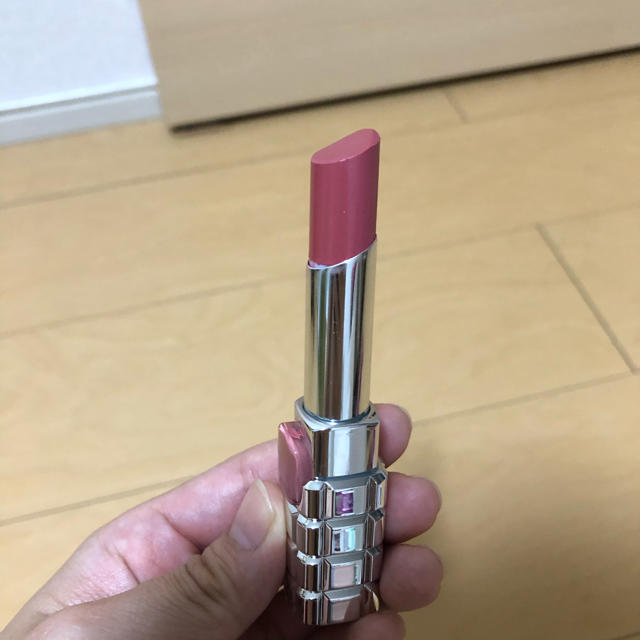 L'Oreal Paris(ロレアルパリ)のロレアル パリ シャインオン 905 コスメ/美容のベースメイク/化粧品(口紅)の商品写真