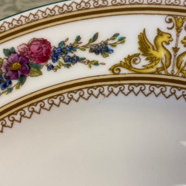 WEDGWOOD(ウェッジウッド)のウェッジウッド コロンビア エナメル ホワイト トリオ 黒壺 未使用品 インテリア/住まい/日用品のキッチン/食器(食器)の商品写真