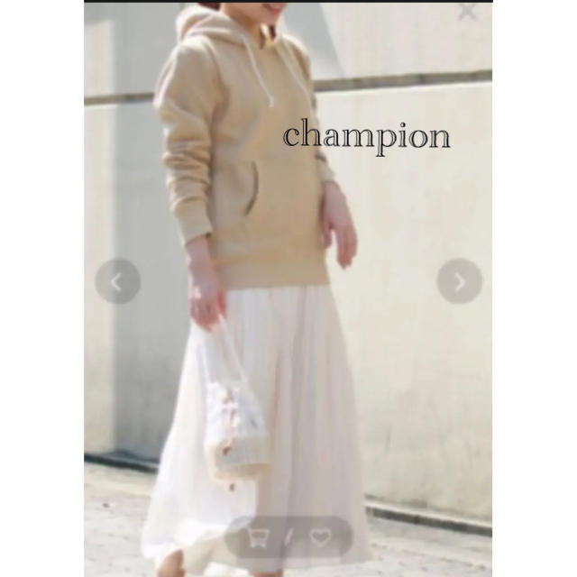 Champion(チャンピオン)のタグ付新品⭐️ミルクティー色で可愛い♡リバースウィーブフーディスウェット レディースのトップス(パーカー)の商品写真