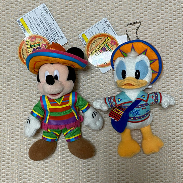 ミッキーマウス(ミッキーマウス)のぬいぐるみバッジ ミッキー ドナルド エンタメ/ホビーのおもちゃ/ぬいぐるみ(キャラクターグッズ)の商品写真