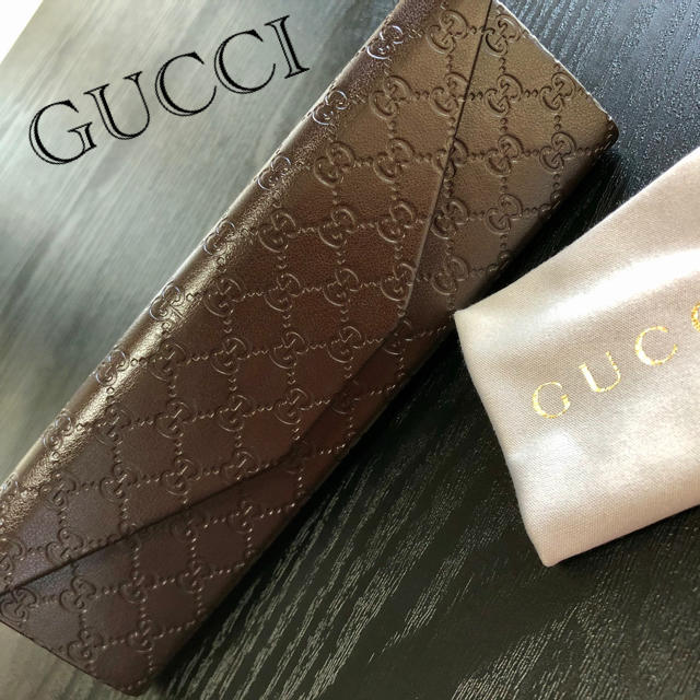Gucci(グッチ)のGUCCI  メガネケース　 レディースのファッション小物(サングラス/メガネ)の商品写真