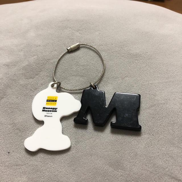 Snoopy スヌーピーミュージアム 限定イニシャルキーホルダーの通販 By Pon06 S Shop スヌーピーならラクマ