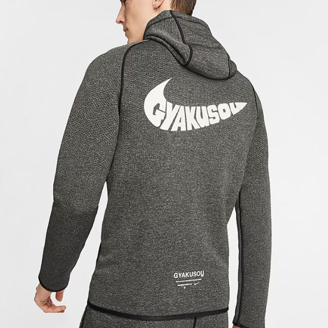 UNDERCOVER(アンダーカバー)のNike × GYAKUSOU ニット パーカー スポーツ/アウトドアのランニング(ウェア)の商品写真