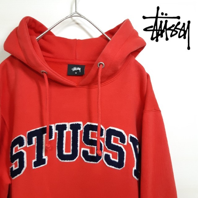 STUSSY ステューシー プルオーバー  パーカー ワッペン 裏起毛 レッド