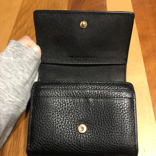 Michael Kors(マイケルコース)のマイケルコース　二つ折り財布 レディースのファッション小物(財布)の商品写真