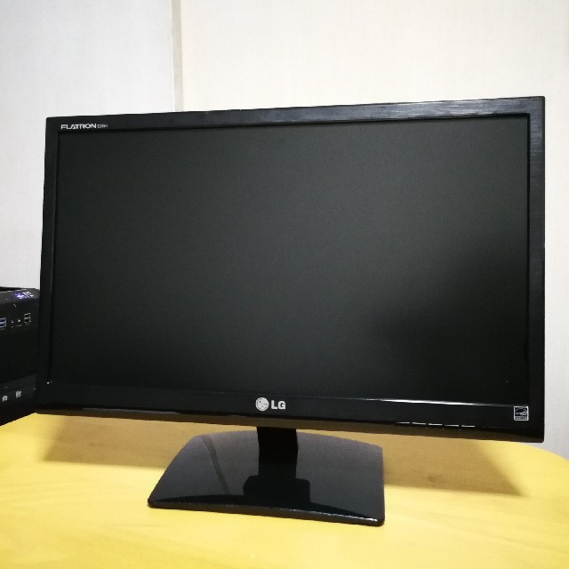 LG Electronics PCモニタ 21.5インチ LG E2241の通販 by swipe's shop