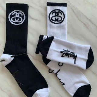 Stussy ステューシー 靴下 ソックス   白色　黒色　二足分セット(ソックス)