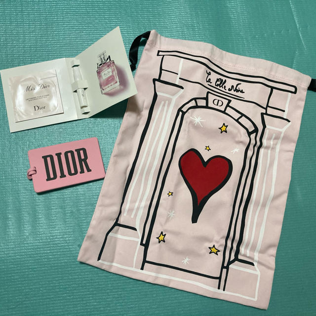 Dior(ディオール)のDior ノベルティ セット エンタメ/ホビーのコレクション(ノベルティグッズ)の商品写真