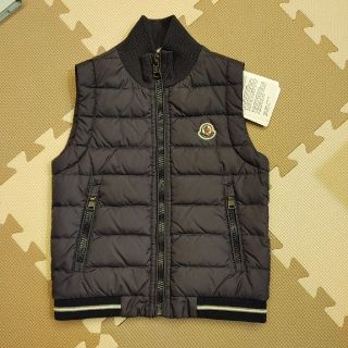 モンクレール(MONCLER)のモンクレールキッズ　ダウン　ベスト　アウター(ジャケット/上着)