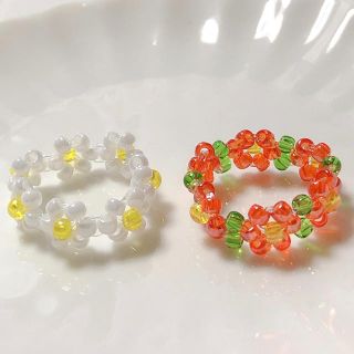 デイジー　ツバキ　ビーズリング　비즈반지　ハンドメイド(リング)