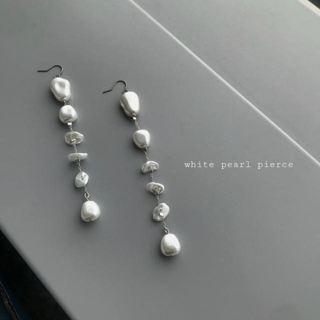 Ameri VINTAGE(アメリヴィンテージ)の再入荷　white pearl pierce レディースのアクセサリー(ピアス)の商品写真