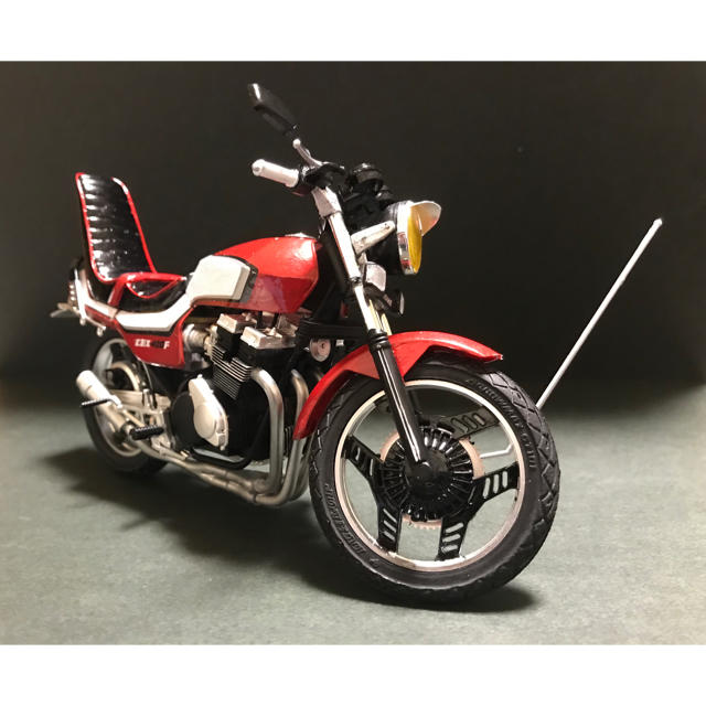 AOSHIMA(アオシマ)の1/12 プラモデル CBX400F 族車 【完成品】 エンタメ/ホビーのおもちゃ/ぬいぐるみ(模型/プラモデル)の商品写真