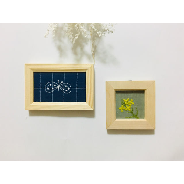 ミナペルホネン＆音の絵　刺繍ファブリックフレーム2枚セット♡ ファブリックパネル ハンドメイドのインテリア/家具(インテリア雑貨)の商品写真