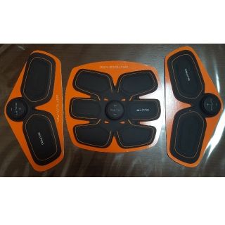 シックスパッド(SIXPAD)の【ひょうたん様専用】SIXPAD アブズフィットボディフィット＋ジェルシート2箱(トレーニング用品)