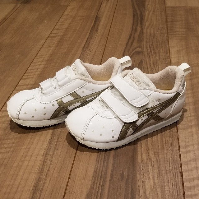 asics(アシックス)の『美品』asicsアシックススニーカー/18.5cm キッズ/ベビー/マタニティのキッズ靴/シューズ(15cm~)(スニーカー)の商品写真