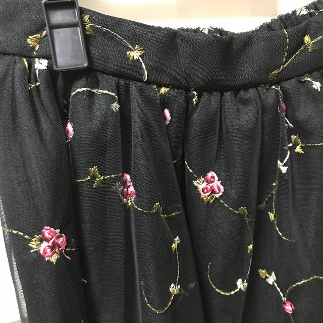 INGNI(イング)のINGNI♡チュール刺繍スカート♡ レディースのスカート(ロングスカート)の商品写真