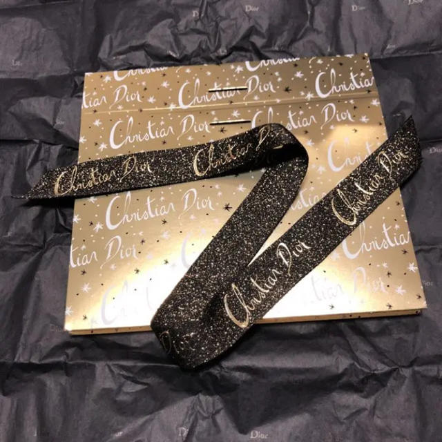 Christian Dior(クリスチャンディオール)の089 ブラック　ナイト　ディオール　アイシャドウ　サンク　クリスマス　限定 コスメ/美容のベースメイク/化粧品(アイシャドウ)の商品写真