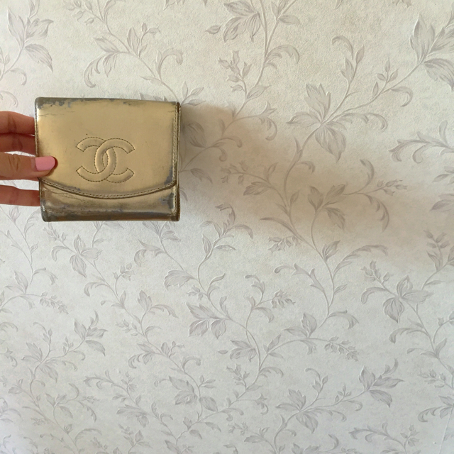 CHANEL(シャネル)のCHANEL wallet ♡♡♡ レディースのファッション小物(財布)の商品写真