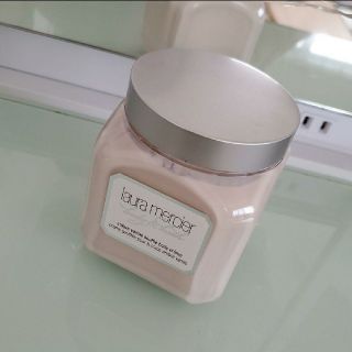 ローラメルシエ(laura mercier)のローラメルシエ ボディークリーム アンバーバニラ 300g(ボディクリーム)