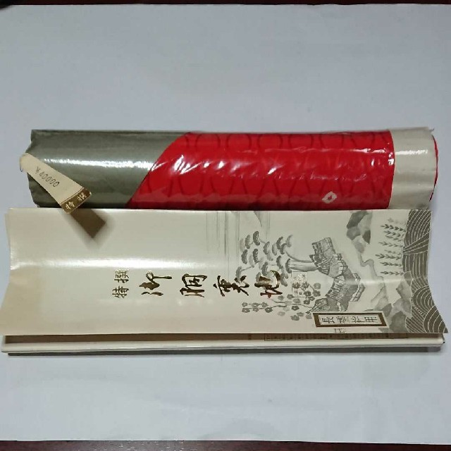 正絹 絞り長襦袢地 反物12m☆胴裏地サービス☆ 正絹 絞り長襦袢地 反物12m☆胴裏地サービス☆